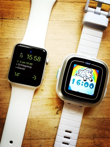 Apple Watch vs. Kiddyzoom